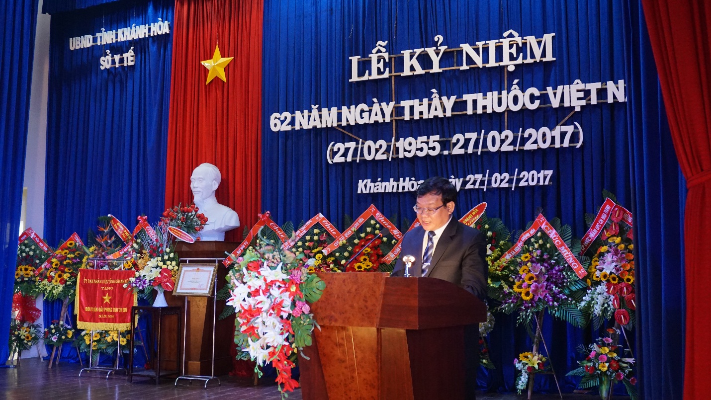 Description: D:\CÔNG TÁC\hình bệnh viện\A. lễ kỷ niệm 62 năm ngày Thầy thuốc Việt Nam 27.2.2017\DSC04953.JPG