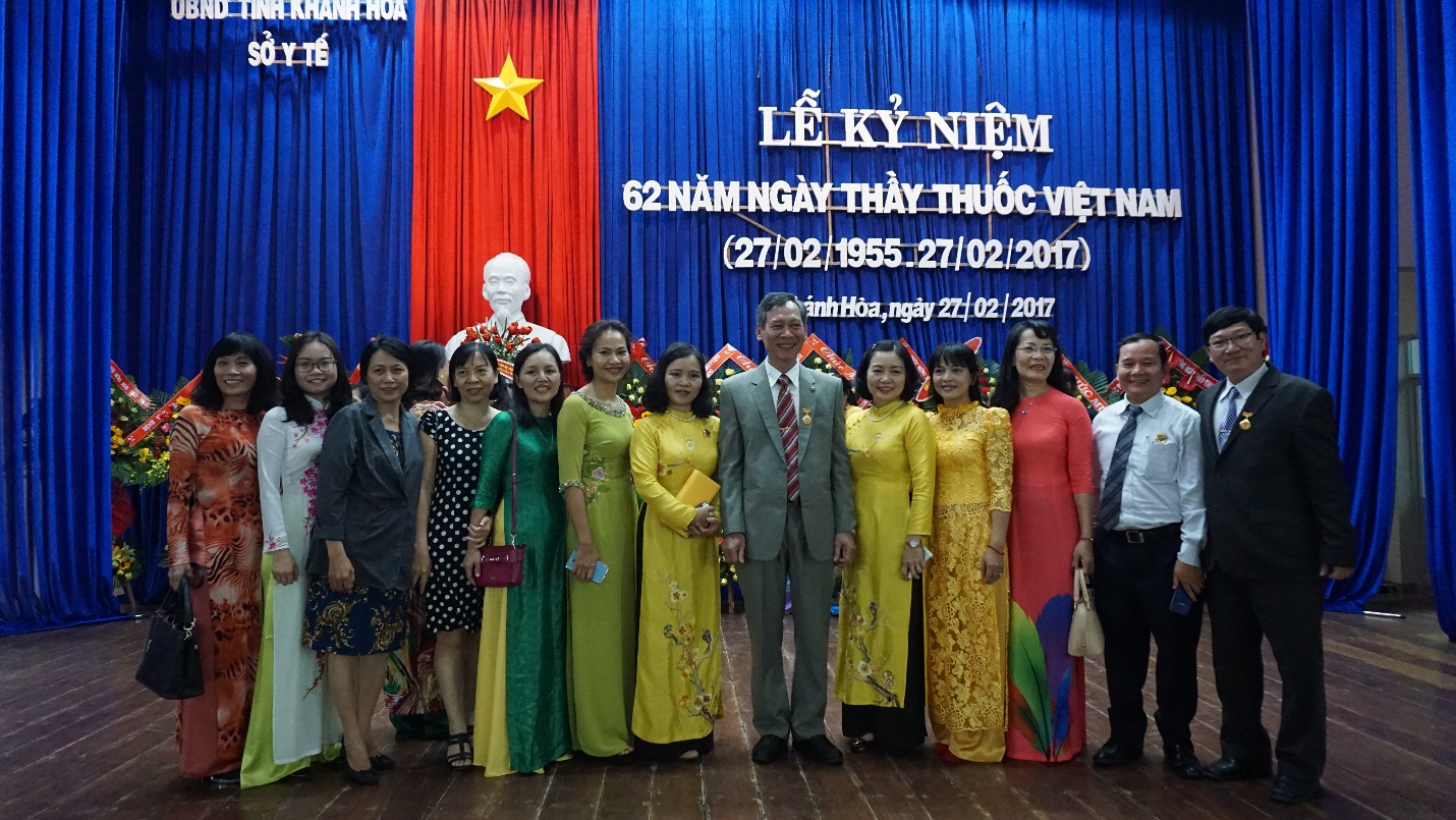 Description: D:\CÔNG TÁC\hình bệnh viện\A. lễ kỷ niệm 62 năm ngày Thầy thuốc Việt Nam 27.2.2017\DSC05195.JPG