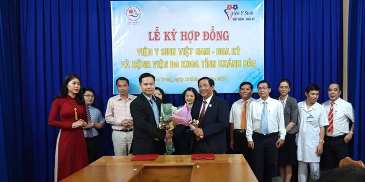 Ký kết hợp tác với Viện Y sinh Việt Nam – Hoa Kỳ