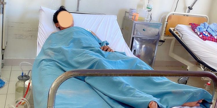 Báo động đỏ liên viện cấp cứu bệnh nhân vết thương rách tâm thất phải và động mạch ngực qua cơn nguy kịch