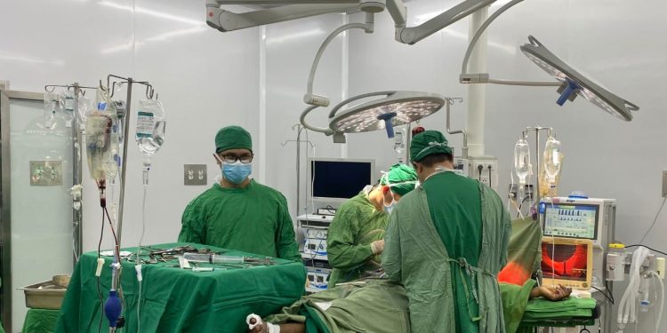 Bệnh nhân chấn thương tim – vỡ nhĩ trái