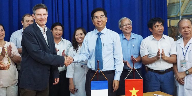 Bệnh viện Đa khoa tỉnh Khánh Hoà ký kết hợp tác với Tổ chức L’Appel – Lorient, Pháp
