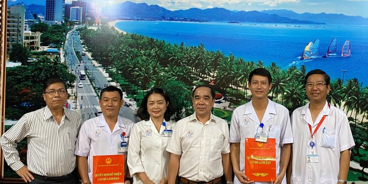 Chúc mừng tái bổ nhiệm chức danh Điều dưỡng trưởng