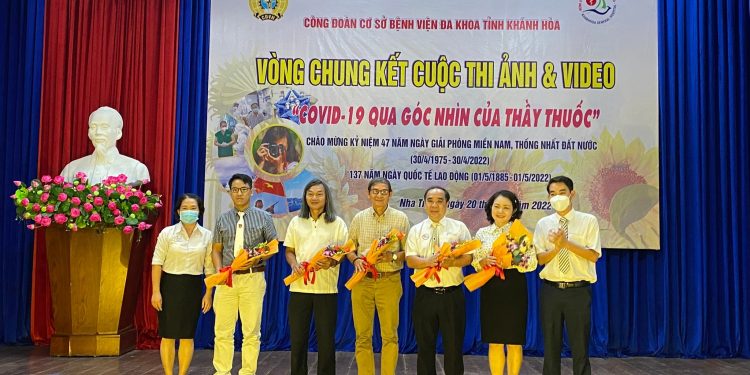 Cuộc thi ảnh và video “COVID-19 qua góc nhìn của thầy thuốc”