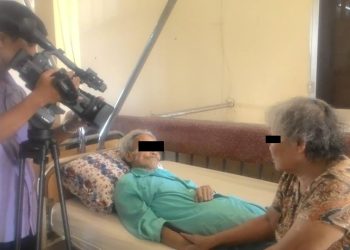 Đài Phát thanh và Truyền hình Khánh Hòa tặng quà cho bệnh nhân