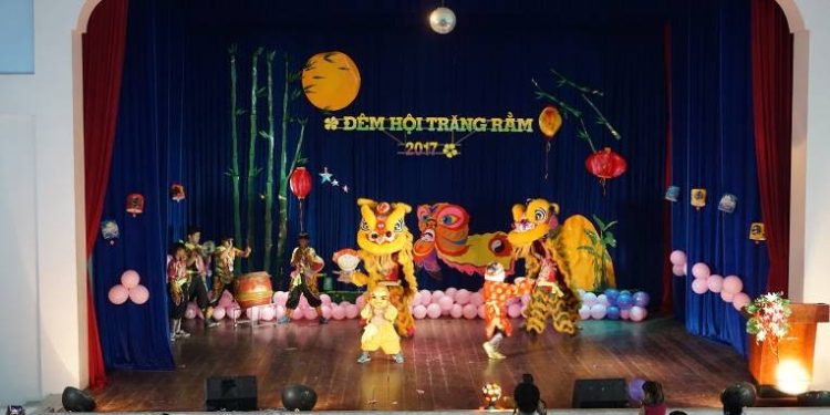 Đêm hội trăng rằm 2017