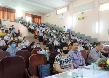 Hội nghị triển khai phần mềm “Xây dựng thực đơn cân bằng dinh dưỡng cho phụ nữ mang thai, bà mẹ cho con bú và trẻ em từ 7 tháng đến 60 tháng tuổi” tại tỉnh Khánh Hòa