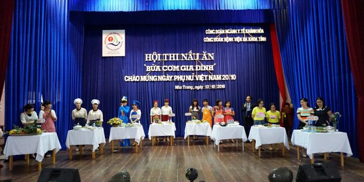 Hội thi nấu ăn: Bữa cơm gia đình