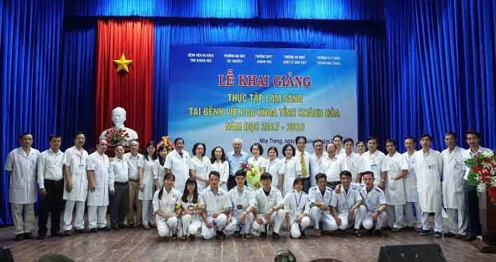 Lễ khai giảng thực tập bệnh viện của sinh viên các trường đại học, cao đẳng năm học 2017 – 2018
