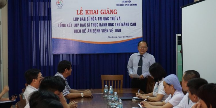 Lễ khai giảng lớp bác sĩ hóa trị ung thư và tổng kết lớp bác sĩ thực hành ung thư nâng cao theo đề án bệnh viện vệ tinh