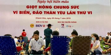 Ngày hội hiến máu “Giọt hồng chung sức vì biển, đảo thân yêu” lần thứ VI