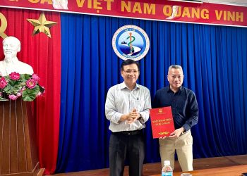 Sở Y tế trao quyết định bổ nhiệm Phó Giám đốc Bệnh viện Đa khoa tỉnh Khánh Hòa