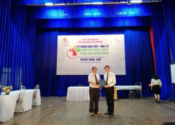 Tập huấn lớp kỹ năng giao tiếp, ứng xử và nâng cao chất lượng phục vụ người bệnh