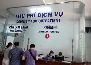 Tổ chức và hướng dẫn đăng ký khám bệnh qua điện thoại trong đại dịch COVID-19 tại Khoa Khám bệnh và Khu Khám Dịch vụ