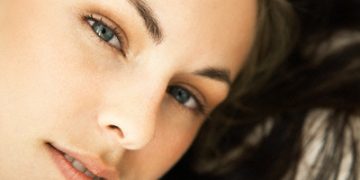 Tầm soát ung thư cổ tử cung bằng Pap smear