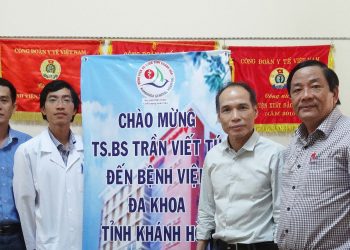 Bệnh viện Đa khoa tỉnh Khánh Hòa tiếp TS.BS Trần Viết Tú về chuyên ngành mạch máu