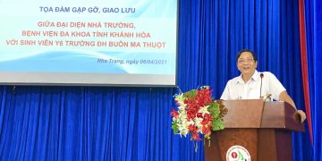 Tọa đàm gặp gỡ sinh viên Y6 – Đại học Buôn Ma Thuột và Bệnh viện
