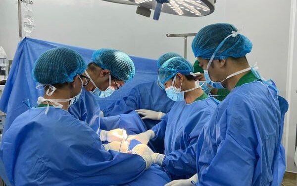 Phẫu thuật điều trị viêm thân sống đĩa đệm cột sống cổ tại Bệnh viện Đa khoa tỉnh Khánh Hòa