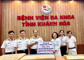 Tình đoàn kết quân dân