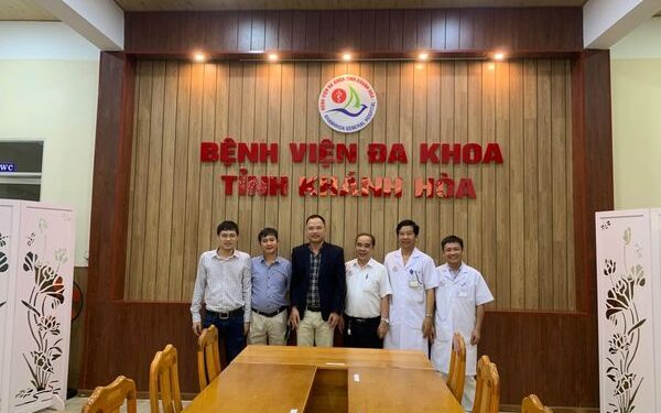 Tán sỏi mật qua da bằng laser cùng chuyên gia Bệnh viện Đại học Y Hà Nội