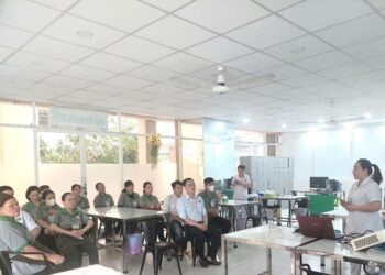 Tập huấn vệ sinh tay trong chế biến thực phẩm