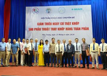 Hội thảo khoa học trực tiếp kết hợp trực tuyến qua Zoom chuyên đề “Giảm thiểu nguy cơ trật khớp sau phẫu thuật thay khớp háng toàn phần”
