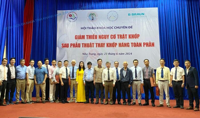 Hội thảo khoa học trực tiếp kết hợp trực tuyến qua Zoom chuyên đề “Giảm thiểu nguy cơ trật khớp sau phẫu thuật thay khớp háng toàn phần”
