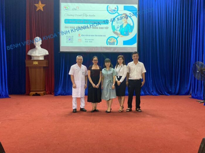 Bệnh viện Đa khoa tỉnh Khánh Hòa tổ chức thành công buổi tập huấn về giao tiếp ứng xử theo mô hình AIDET
