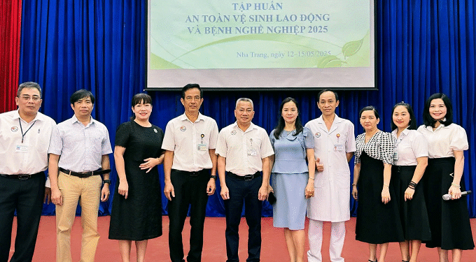 Nâng cao công tác an toàn vệ sinh lao động và phòng chống bệnh nghề nghiệp tại Bệnh viện Đa khoa tỉnh Khánh Hòa