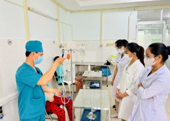 Lọc màng bụng – giải pháp bền vững cho bệnh nhân suy thận cần lọc máu