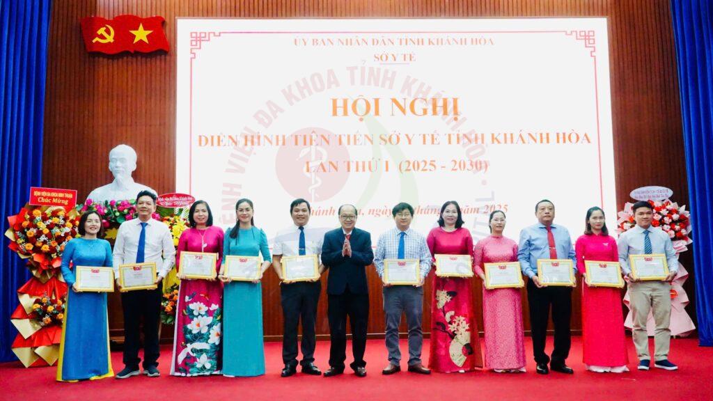 chuyển giao kỹ thuật Bệnh viện Đa khoa Khánh Hòa y tế Khánh Hòa hội nghị điển hình tiên tiến kỹ thuật y tế khám chữa bệnh