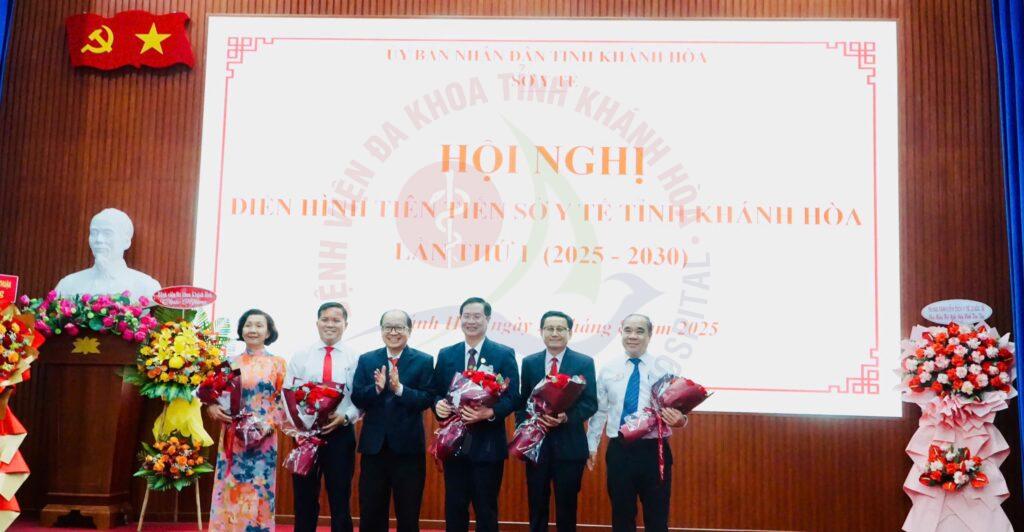 chuyển giao kỹ thuật Bệnh viện Đa khoa Khánh Hòa y tế Khánh Hòa hội nghị điển hình tiên tiến kỹ thuật y tế khám chữa bệnh