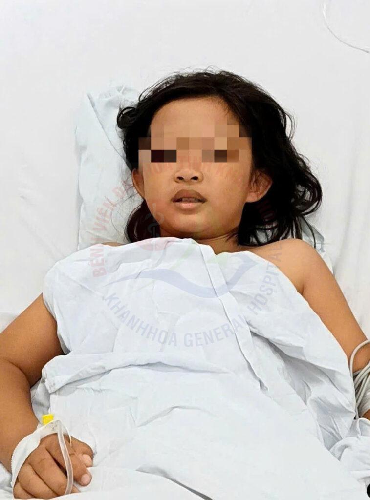 cứu sống bé gái ngộ độc ốc biển ngộ độc ốc biển ngộ độc hải sản bệnh viện đa khoa khánh hòa dấu hiệu ngộ độc ốc biển cách phòng tránh ngộ độc hải sản