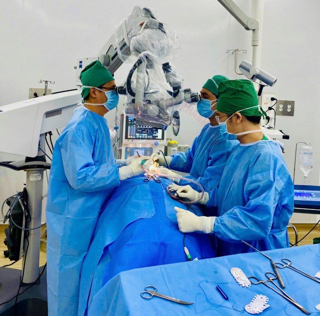 Kỹ thuật Shiraishi
phẫu thuật cột sống cổ
hẹp ống sống cổ
khoa ngoại cột sống
Bệnh viện Đa khoa Khánh Hòa