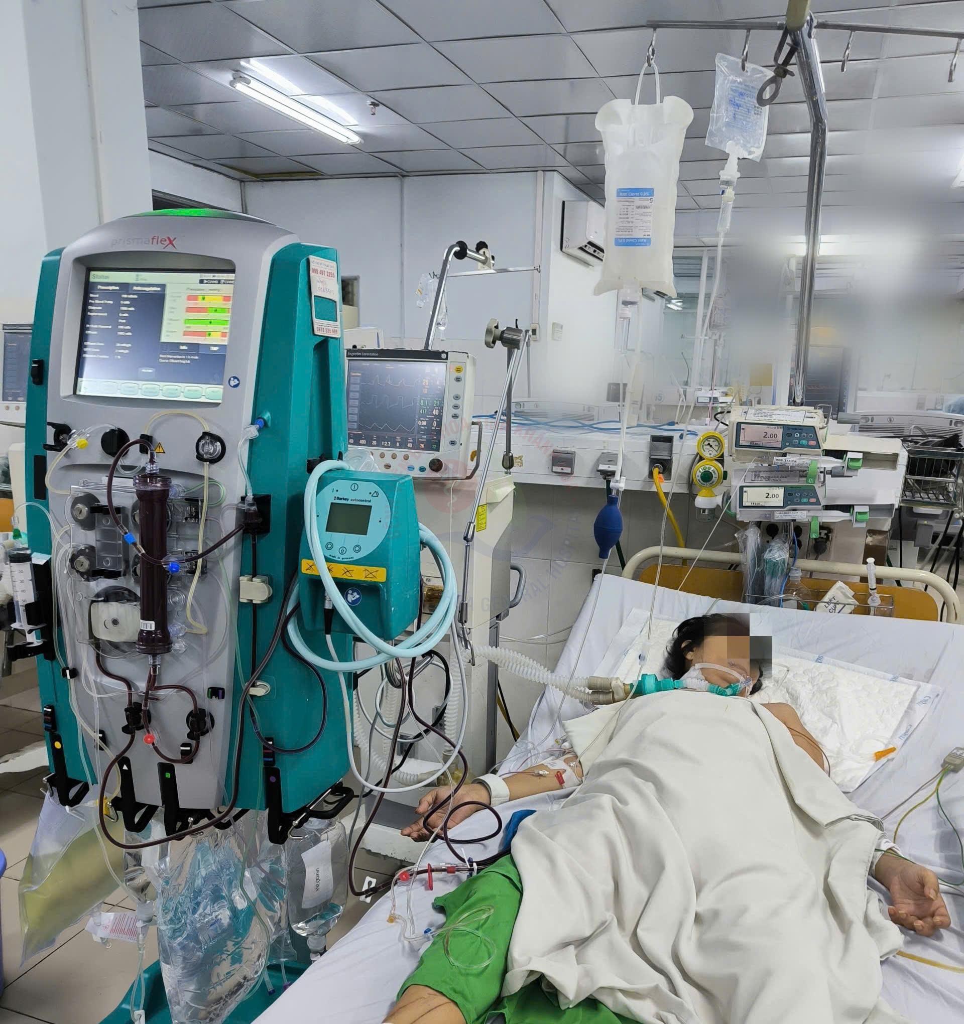 Lọc máu liên tục: Cứu cánh cho bệnh nhân suy đa tạng