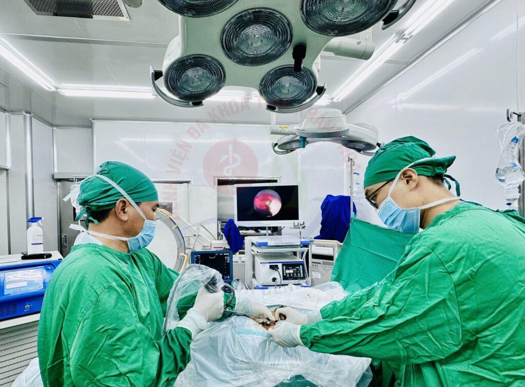 sỏi thận điều trị sỏi thận dấu hiệu sỏi thận phòng ngừa sỏi thận tán sỏi qua da Bệnh viện Đa khoa Khánh Hòa