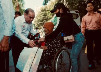 Tập thể Bệnh viện Đa khoa Khánh Hòa trân trọng gửi lời tri ân tới BSCKII. Phan Hữu Chính: Người thầy thuốc tận tụy – người lãnh đạo tận tâm