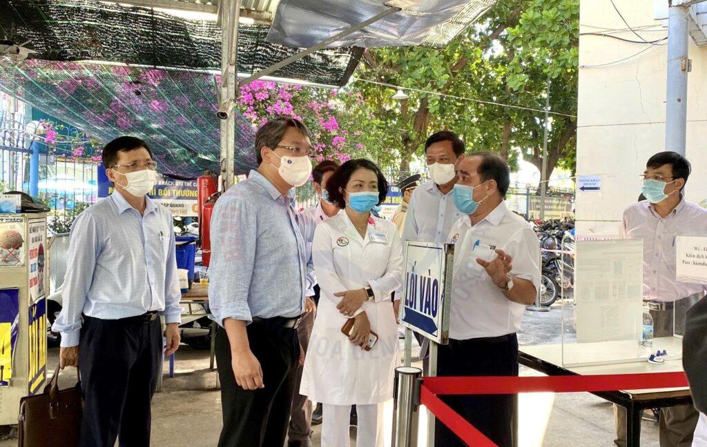 BSCKII. Phan Hữu Chính Bệnh viện Đa khoa Khánh Hòa BSCKII Phan Hữu Chính Lãnh đạo BVĐK Khánh Hòa Phát triển Y tế Khánh Hòa
