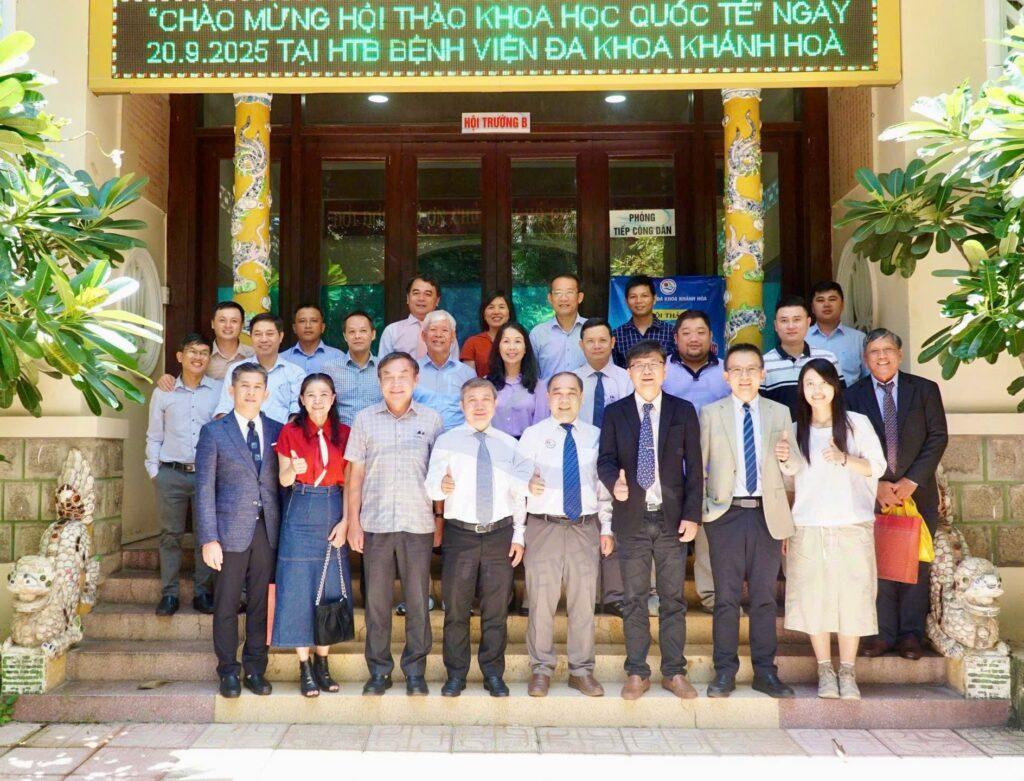 BSCKII. Phan Hữu Chính Bệnh viện Đa khoa Khánh Hòa BSCKII Phan Hữu Chính Lãnh đạo BVĐK Khánh Hòa Phát triển Y tế Khánh Hòa