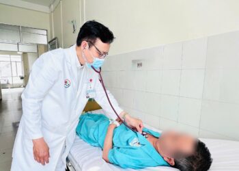 Chóng mặt tư thế kịch phát lành tính dễ gặp nhưng thường chủ quan