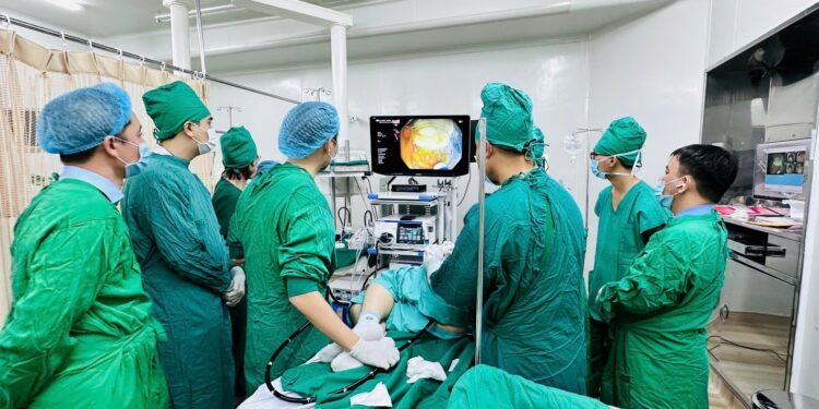 Kỹ thuật ESD hiệu quả trong điều trị sớm ung thư tiêu hóa