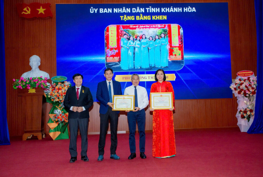 Ngày Thầy thuốc Việt Nam
Bệnh viện Đa khoa Khánh Hòa
y đức lương y như từ mẫu
kỷ niệm 27/2
thành tựu y tế Khánh Hòa 2025