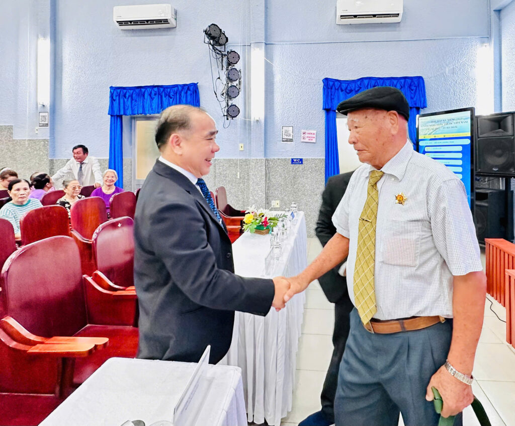 Ngày Thầy thuốc Việt Nam Bệnh viện Đa khoa Khánh Hòa y đức lương y như từ mẫu kỷ niệm 27/2 thành tựu y tế Khánh Hòa 2025