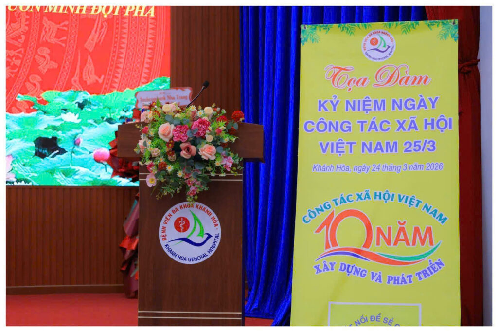 Ngày Công tác xã hội Việt Nam Bệnh viện Đa khoa Khánh Hòa công tác xã hội bệnh viện hỗ trợ người bệnh mạnh thường quân