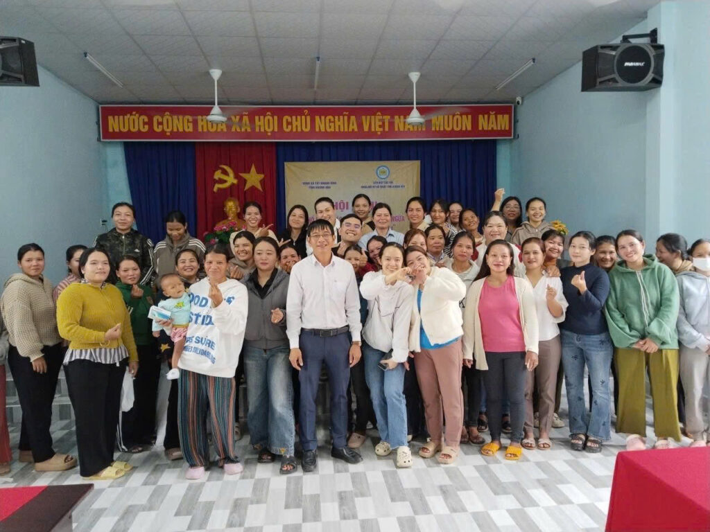 nghề hộ sinh Ngày Quốc tế Hộ sinh 5/5 hộ sinh Bệnh viện Khánh Hòa khoa phụ sản Nha Trang chăm sóc sản phụ và trẻ sơ sinh