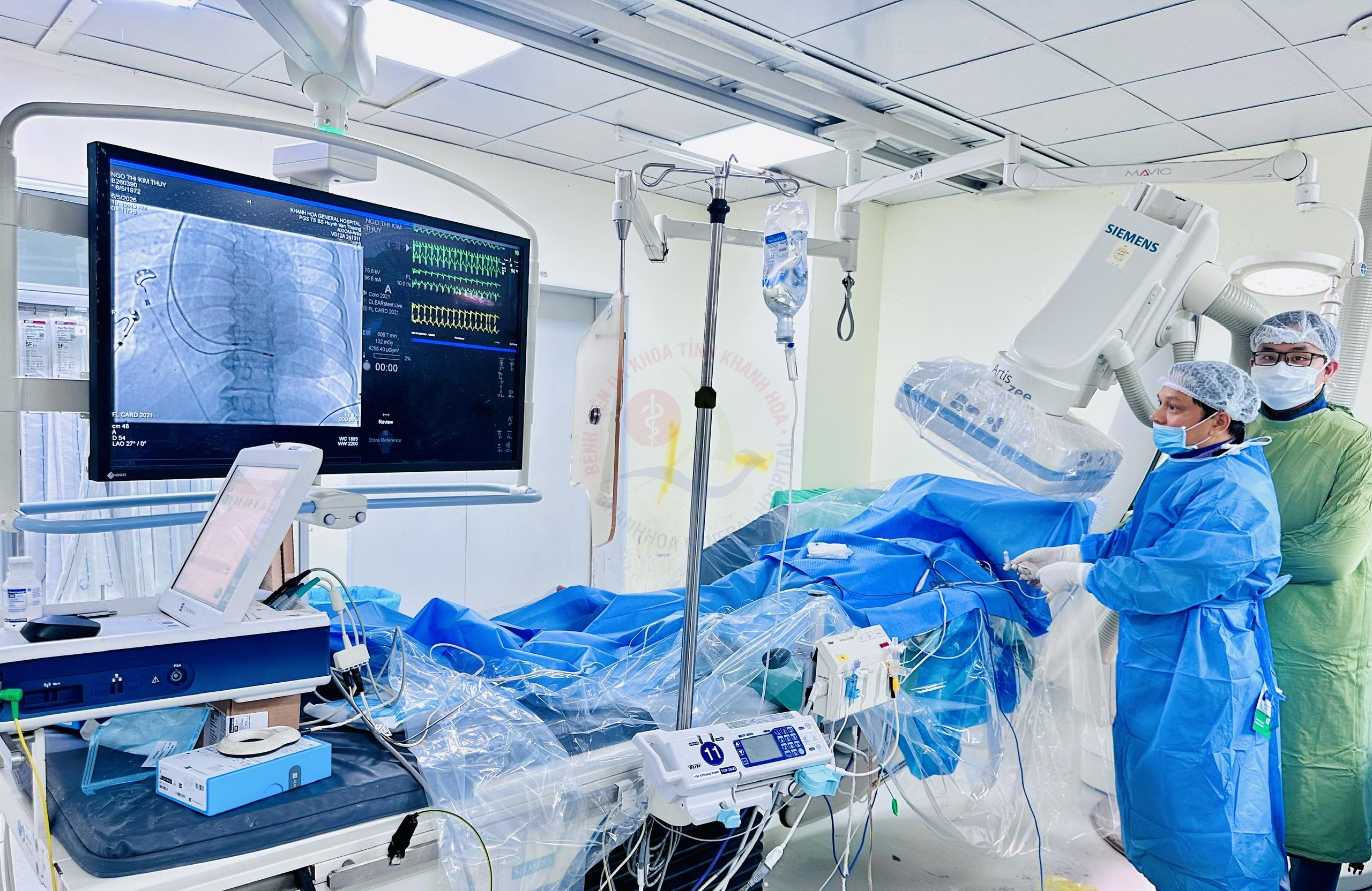 Tạo nhịp vùng bó nhánh trái rối loạn nhịp tim chậm máy tạo nhịp tim tim mạch can thiệp suy tim