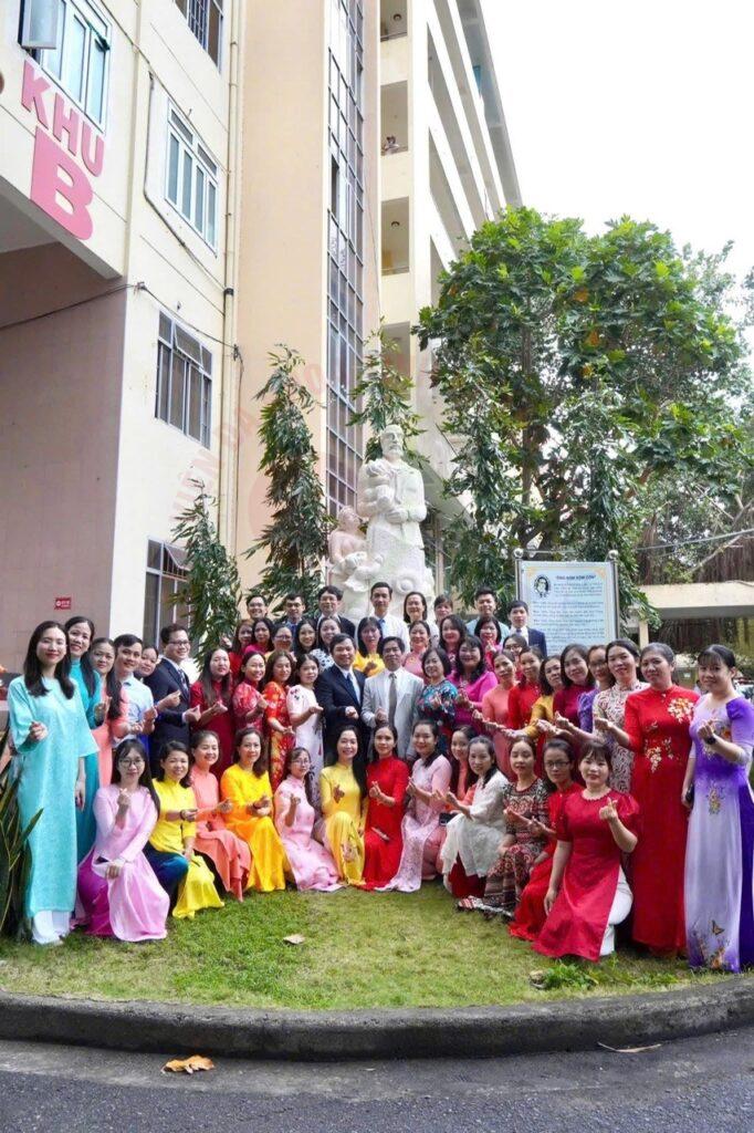 Làm mẹ an toàn Khoa Phụ sản BVĐK Khánh Hòa chăm sóc thai kỳ da kề da sau sinh vượt cạn an toàn bác sĩ sản khoa Khánh Hòa