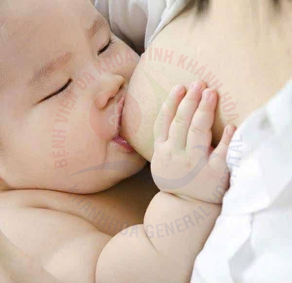 Làm mẹ an toàn Khoa Phụ sản BVĐK Khánh Hòa chăm sóc thai kỳ da kề da sau sinh vượt cạn an toàn bác sĩ sản khoa Khánh Hòa